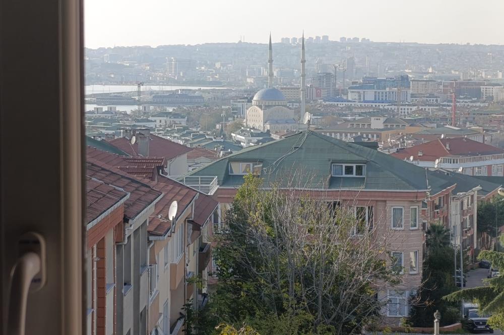 Büyükçekmece’de Deniz ve Göl Manzaralı Dubleks Daire