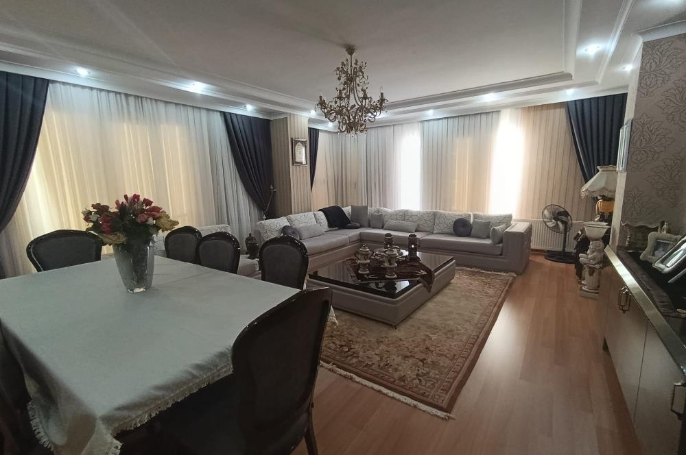 Büyükçekmece’de Deniz ve Göl Manzaralı Dubleks Daire