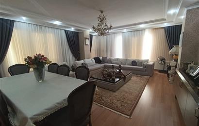 Büyükçekmece’de Deniz ve Göl Manzaralı Dubleks Daire