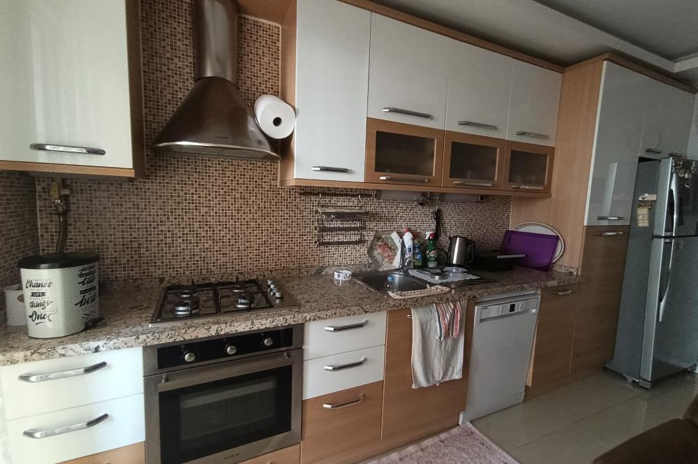 Büyükçekmece’de Deniz ve Göl Manzaralı Dubleks Daire