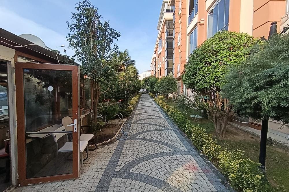 Büyükçekmece’de Deniz ve Göl Manzaralı Dubleks Daire