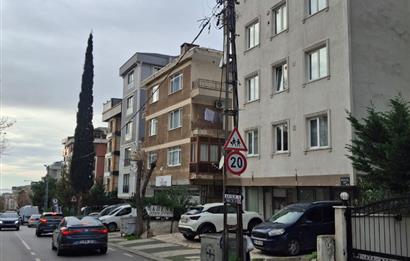 Maltepe Cevizli Mahallesi Cadde Üzeri Satılık 3+1 Daire