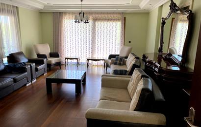 Çekmeköy Merkez Mahallesinde İmarlı Satılık Arsa 