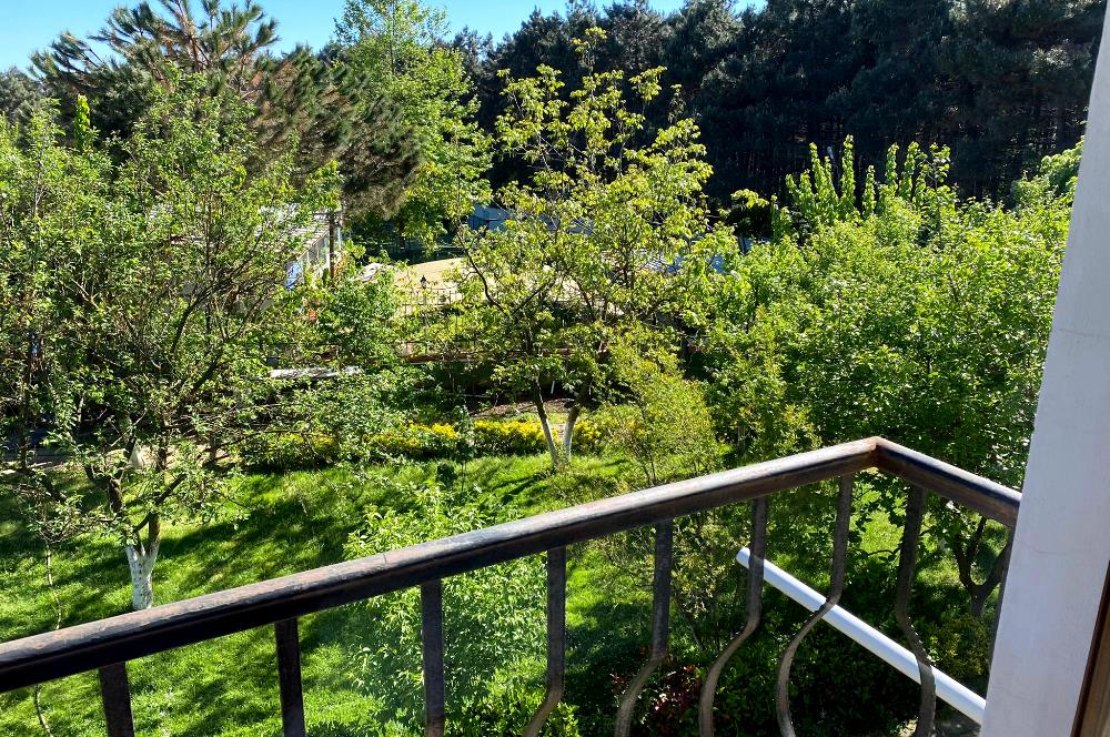 Çekmeköy Merkez Mahallesinde İmarlı Satılık Arsa 