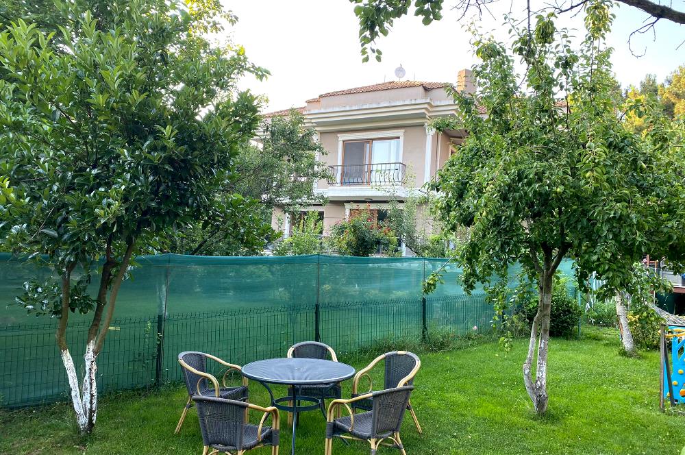 Çekmeköy Merkez Mahallesinde İmarlı Satılık Arsa 