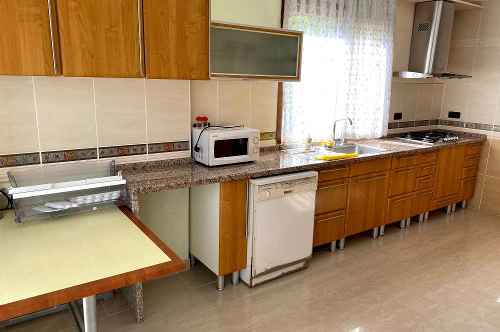 Çekmeköy Merkez Mahallesinde İmarlı Satılık Arsa 