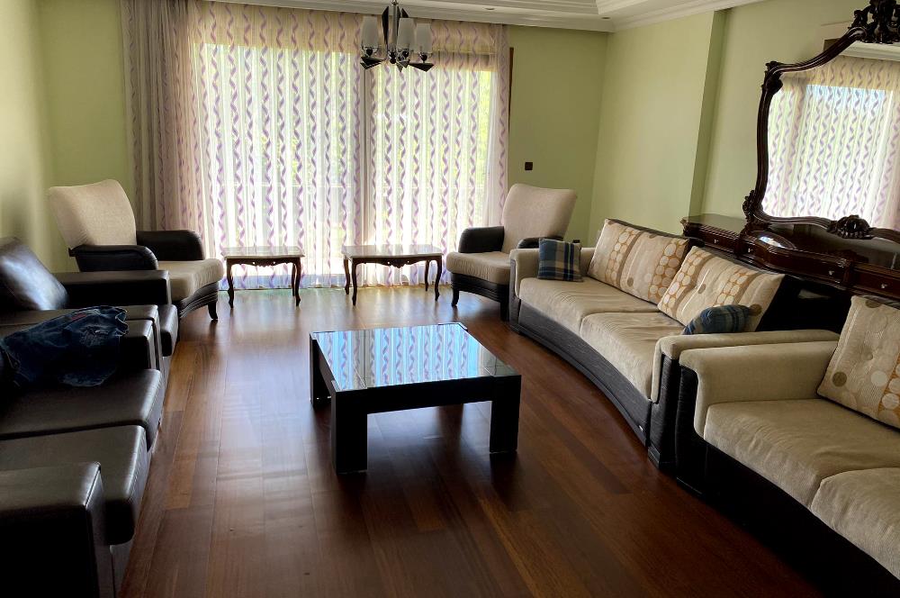 Çekmeköy Merkez Mahallesinde İmarlı Satılık Arsa 