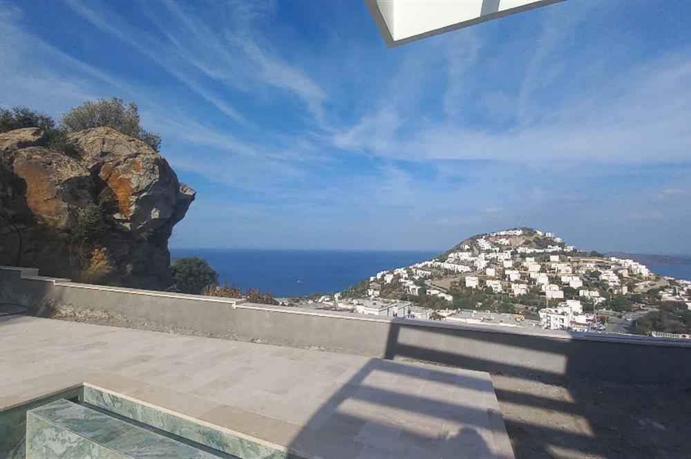 Bodrum Yalıkavak Panaromik deniz manzaralı satılık tek kat sıfır villa
