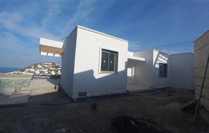 Bodrum Yalıkavak Panaromik deniz manzaralı satılık tek kat sıfır villa