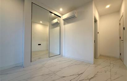 Kıbrıs Girne Karakum Akacan Cruise Sitesinde Satılık Havuz Manzaralı 2+1 Daire