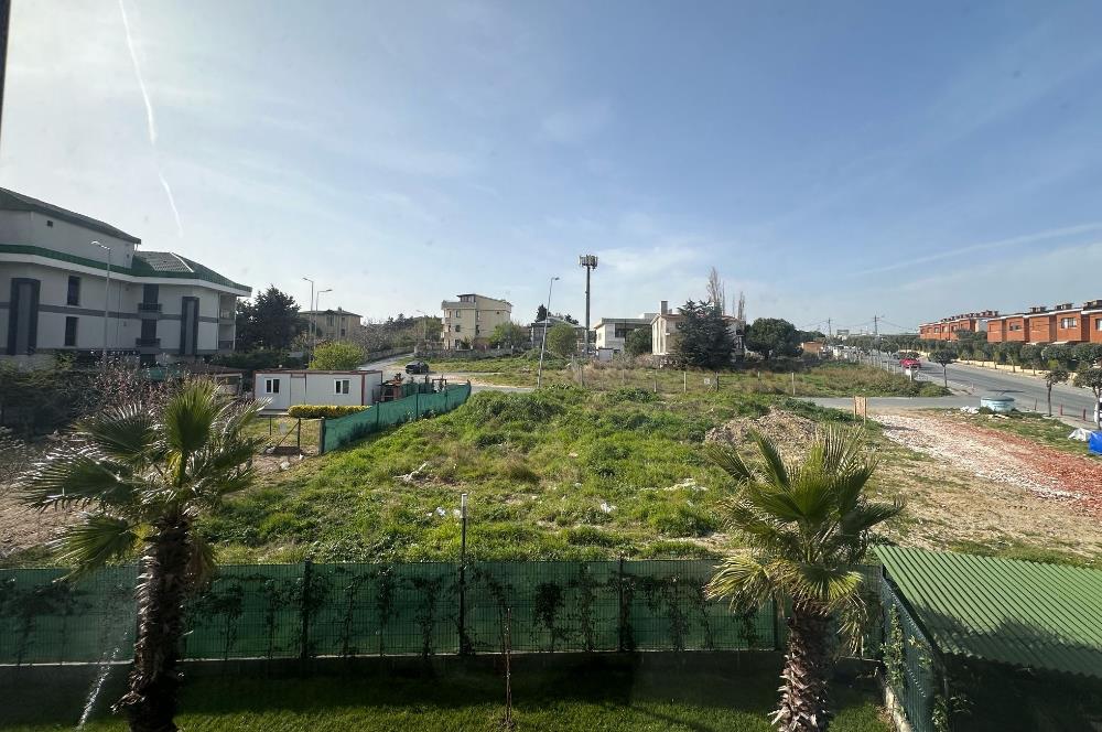 Büyükçekmece Mimaroba Satılık Kısa Katlı 3+1 Daire