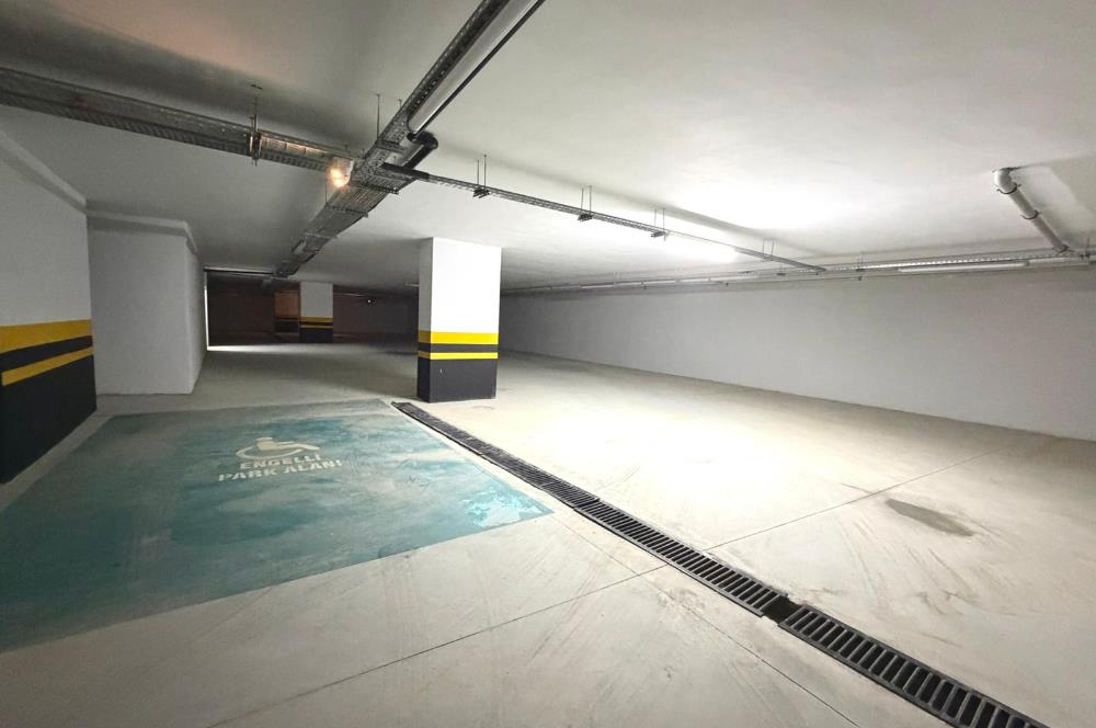 Kıbrıs Girne Karakum Akacan Cruise Sitesinde Satılık Havuz Manzaralı 2+1 Daire