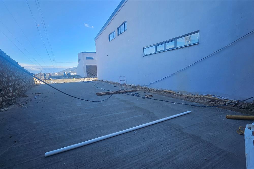 Ordu Altınordu Karapınar Mah. 1400 m² Sanayi Sitesi Depo Kullanımına Uygun Satılık Alan