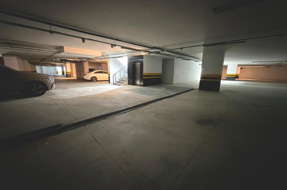 Kıbrıs Girne Karakum Akacan Cruise Sitesinde Satılık Havuz Manzaralı 2+1 Daire