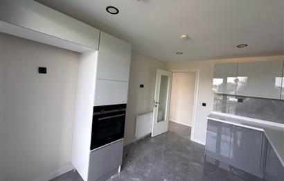 Büyükçekmece Mimaroba Satılık Kısa Katlı 3+1 Daire