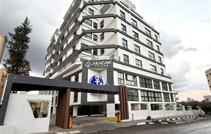 Kıbrıs Girne Karakum Akacan Cruise Sitesinde Satılık Havuz Manzaralı 2+1 Daire