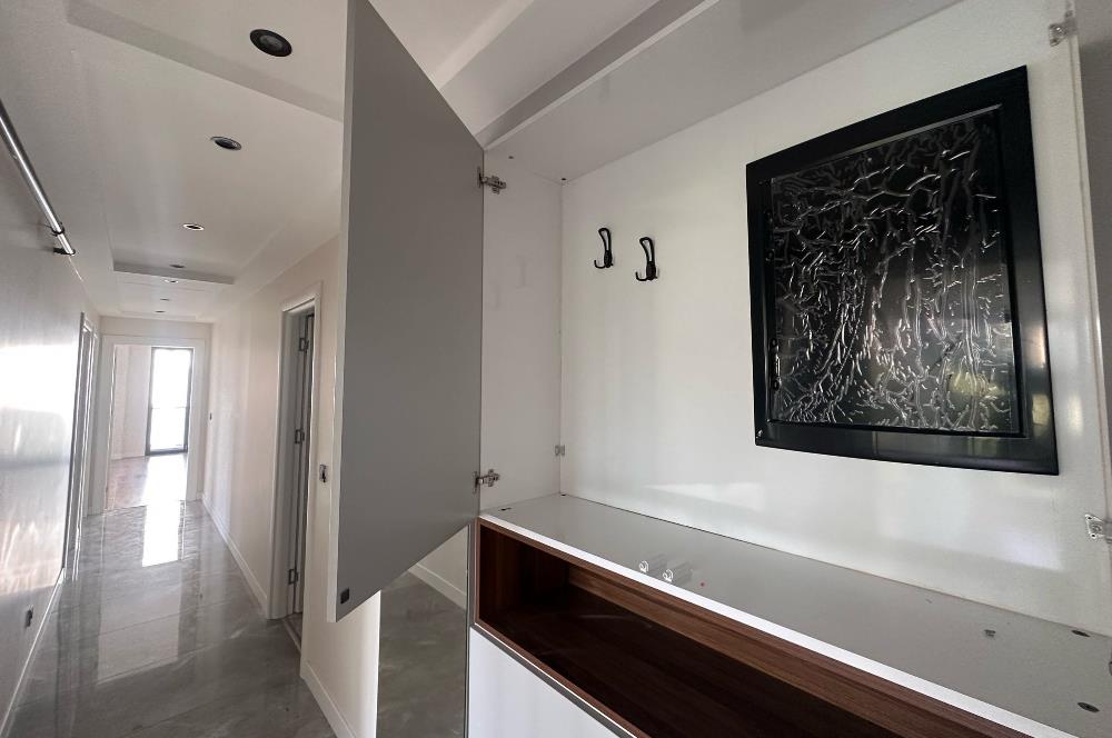 Büyükçekmece Mimaroba Satılık Kısa Katlı 3+1 Daire