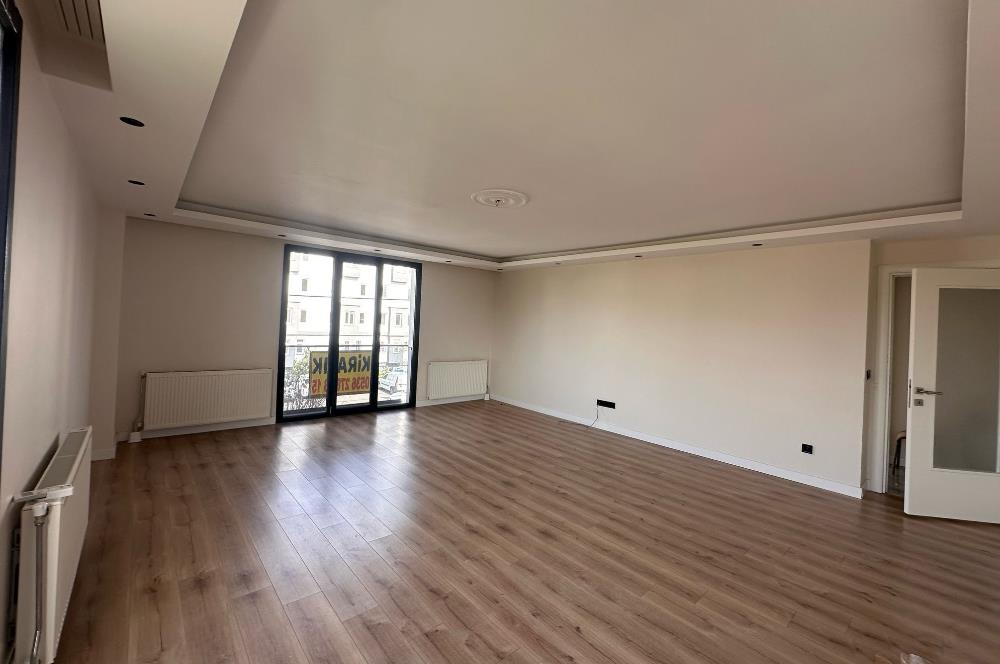 Büyükçekmece Mimaroba Satılık Kısa Katlı 3+1 Daire