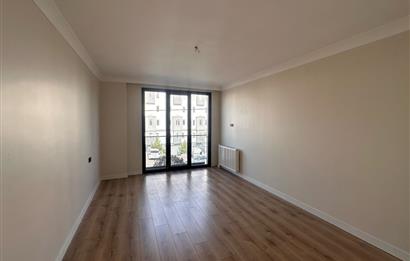 Büyükçekmece Mimaroba Satılık Kısa Katlı 3+1 Daire