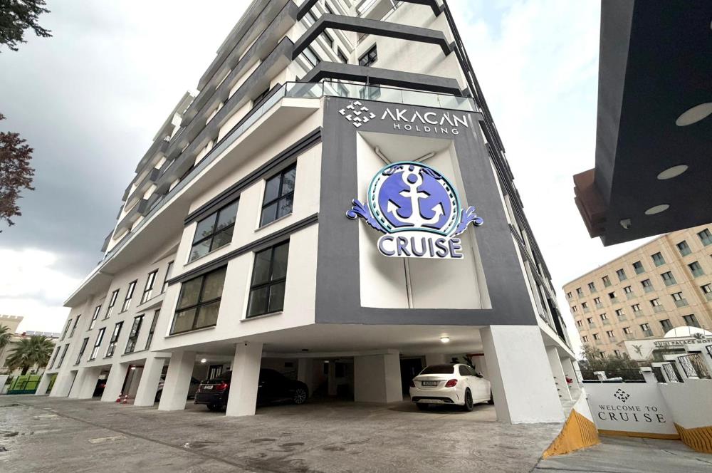 Kıbrıs Girne Karakum Akacan Cruise Sitesinde Satılık Havuz Manzaralı 2+1 Daire