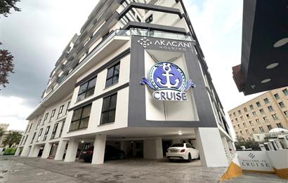 Kıbrıs Girne Karakum Akacan Cruise Sitesinde Satılık Havuz Manzaralı 2+1 Daire