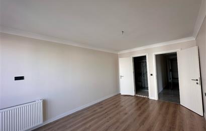 Büyükçekmece Mimaroba Satılık Kısa Katlı 3+1 Daire