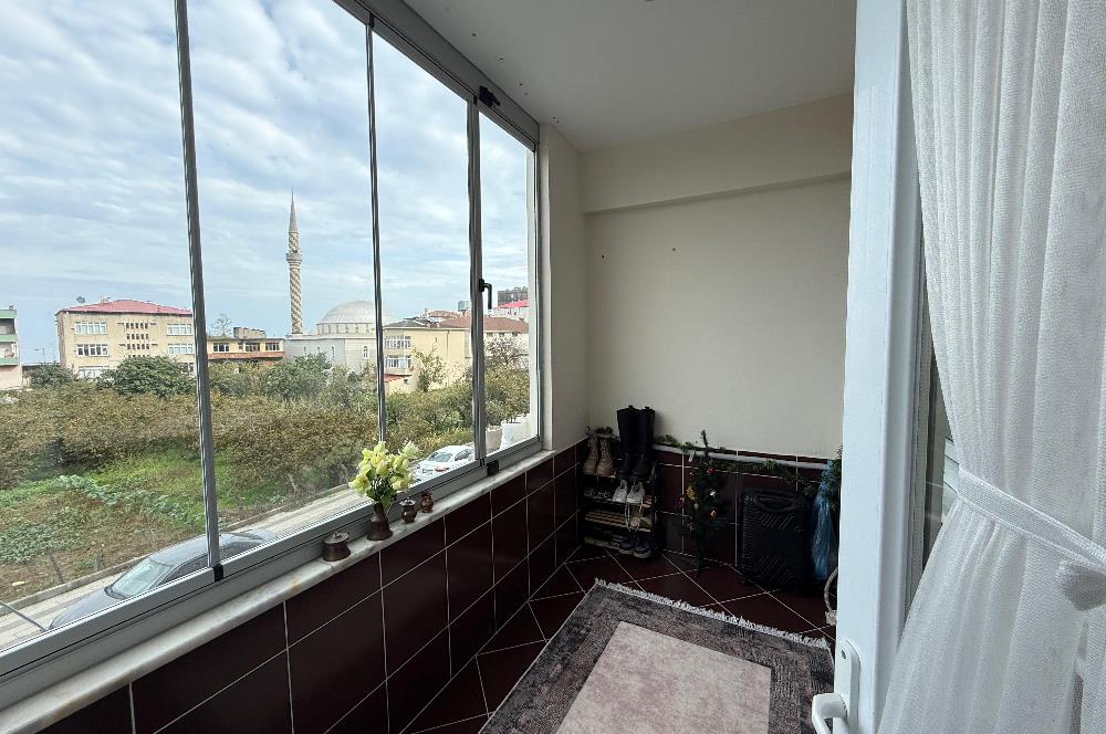 Arsin'de Merkezi Konumda Kiralık 3+1 Daire