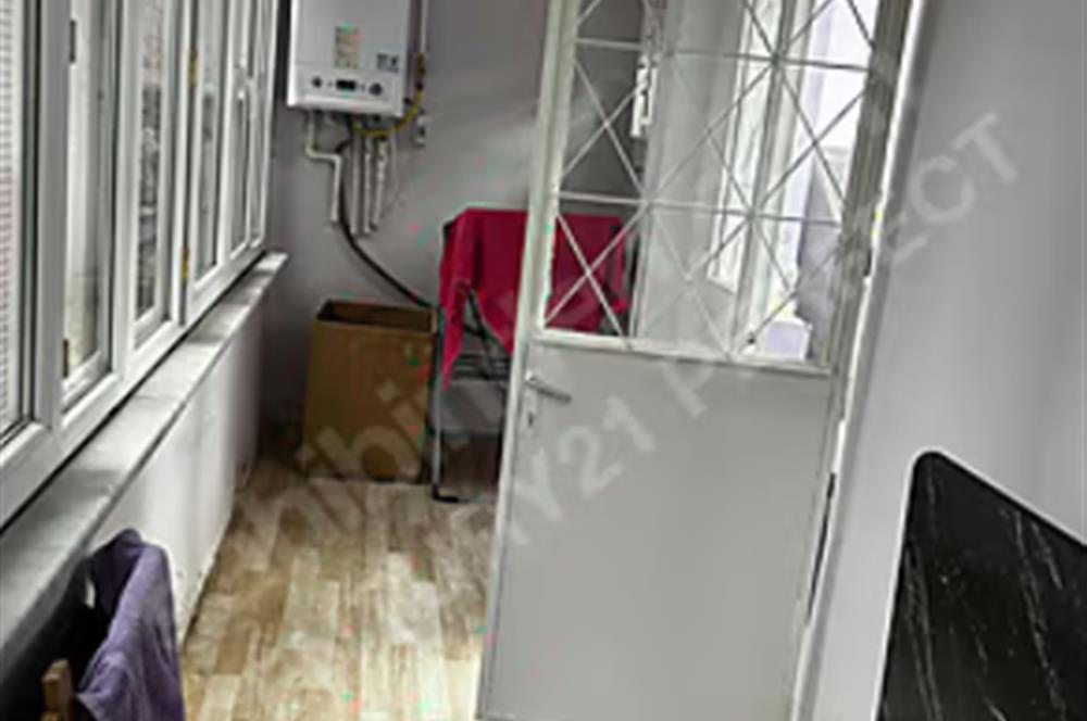 Suadiye Beyazgülde 4 Kat İmarlı Arsa Üzerinde 2 Katlı Bina