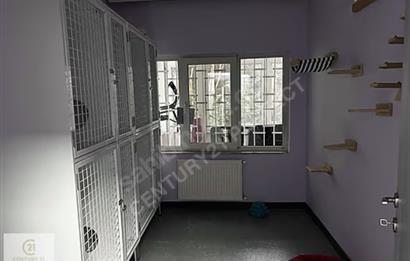 Suadiye Beyazgülde 4 Kat İmarlı Arsa Üzerinde 2 Katlı Bina