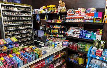 ETİMESGUT MERKEZİ KONUMDA DEVREN SATILIK MARKET