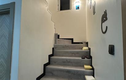 ANKARA ETİMESGUT TURKUAZ MAHALLESİNDE GENİŞ BAHÇELİ, 7+2, 360 m²