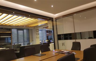 C21 İZ GAYRİMENKUL'den eşyalı kiracılı lüks ofis