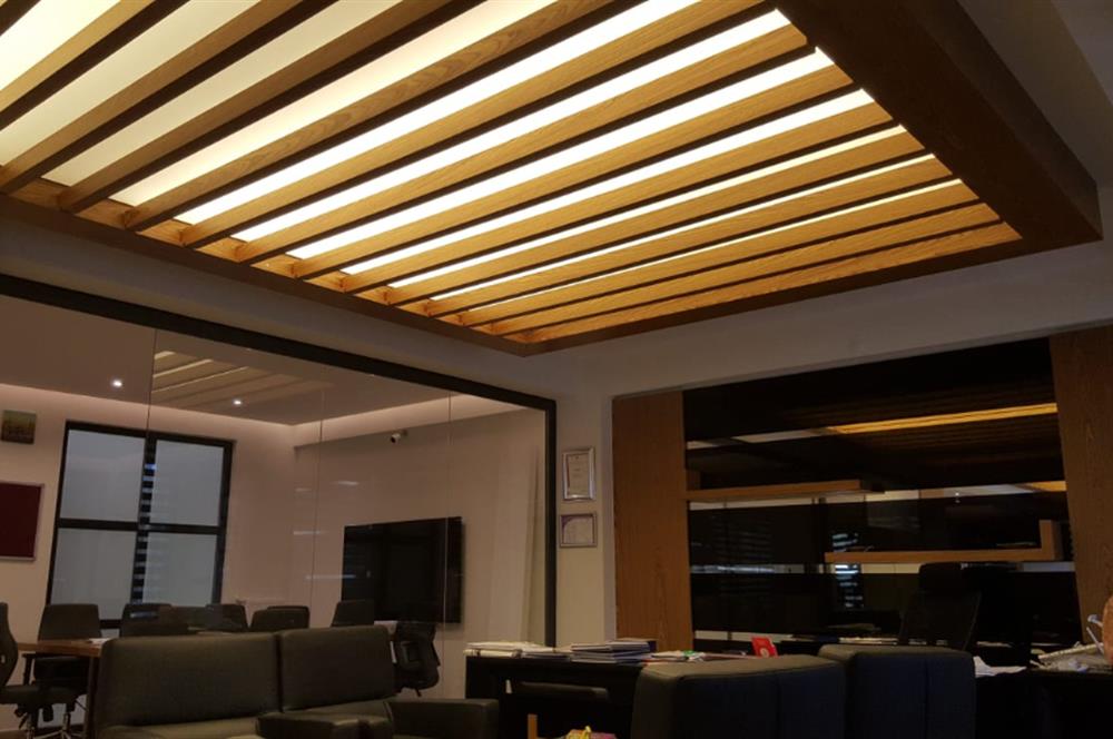 C21 İZ GAYRİMENKUL'den eşyalı kiracılı lüks ofis