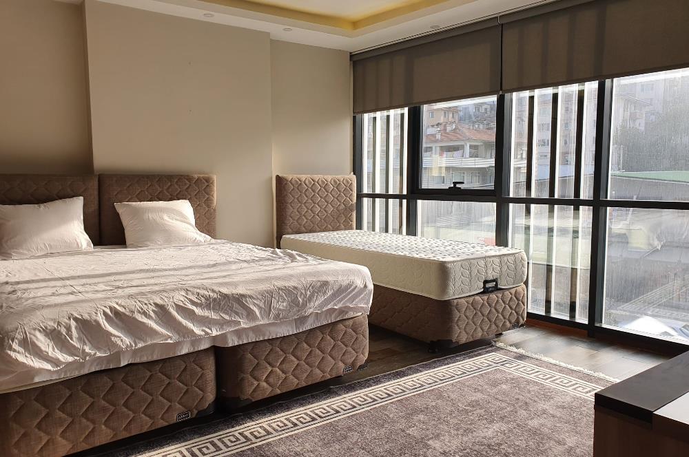 Ana Cadde Üzeri, EŞYALI, satılık lüks ofis