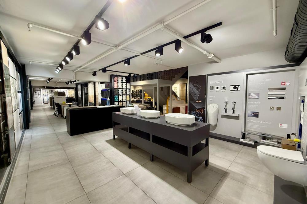 Kağıthane kiralık Dükkan Polat Ofis'de 662m2 Dekorasyonlu Mağaza