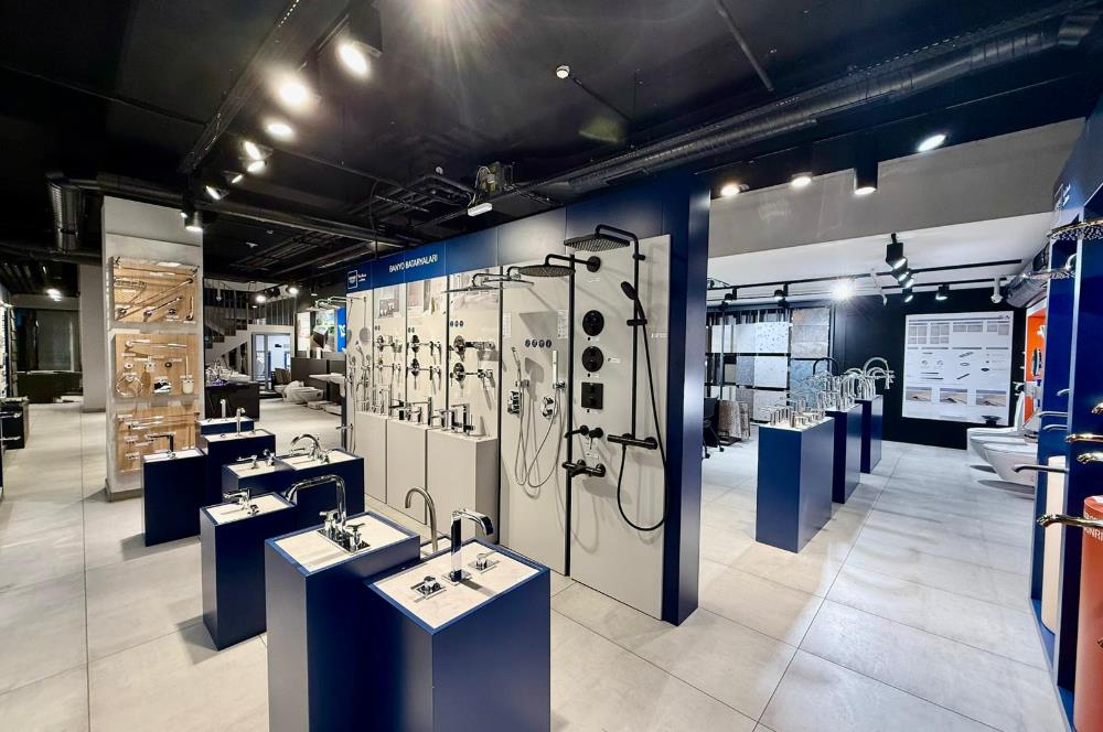 Kağıthane kiralık Dükkan Polat Ofis'de 662m2 Dekorasyonlu Mağaza