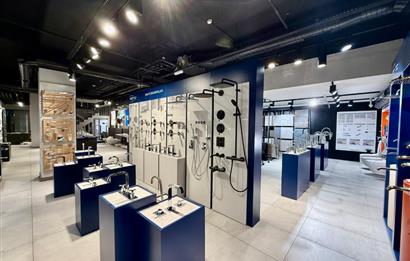 Kağıthane kiralık Dükkan Polat Ofis'de 662m2 Dekorasyonlu Mağaza