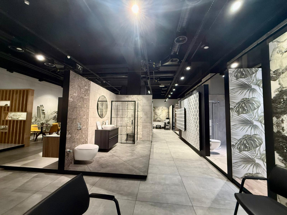 Kağıthane kiralık Dükkan Polat Ofis'de 662m2 Dekorasyonlu Mağaza