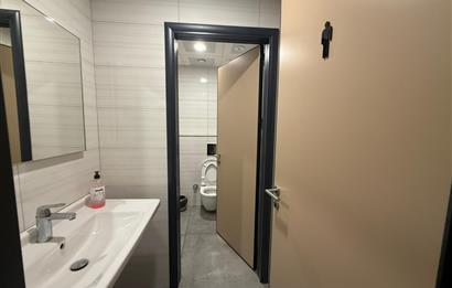 Kağıthane kiralık Dükkan Polat Ofis'de 662m2 Dekorasyonlu Mağaza