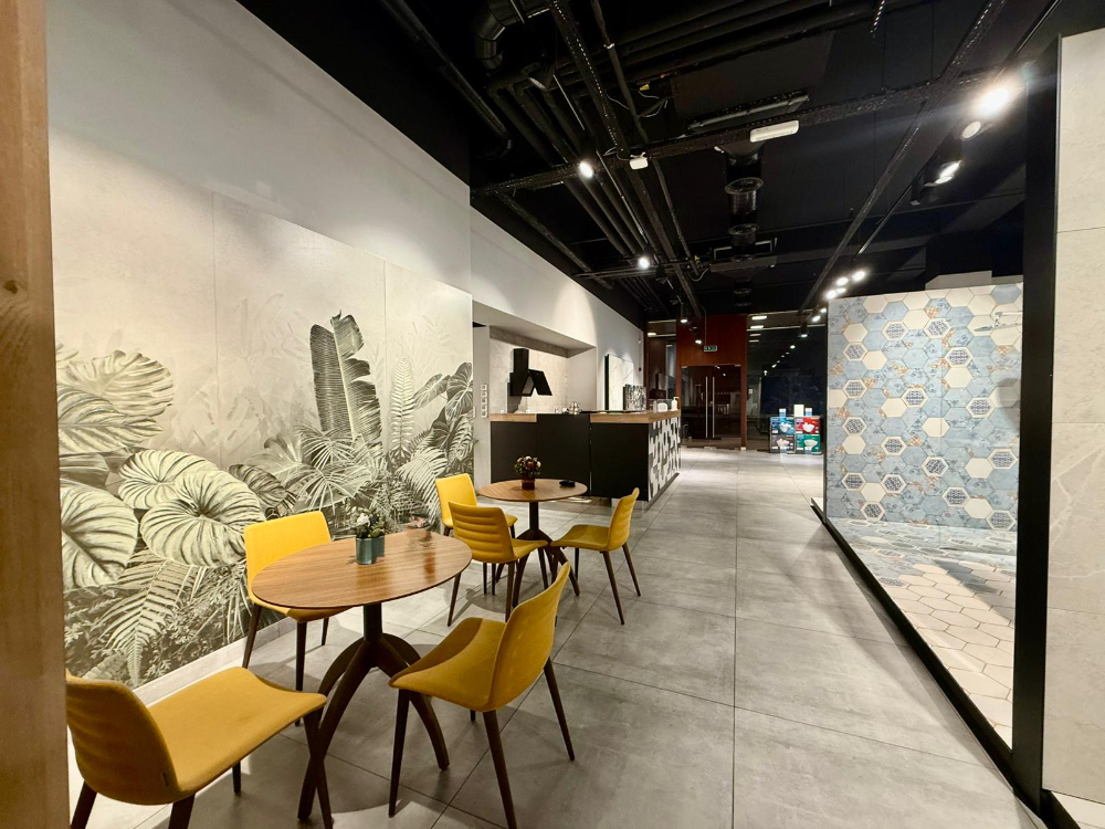 Kağıthane kiralık Dükkan Polat Ofis'de 662m2 Dekorasyonlu Mağaza