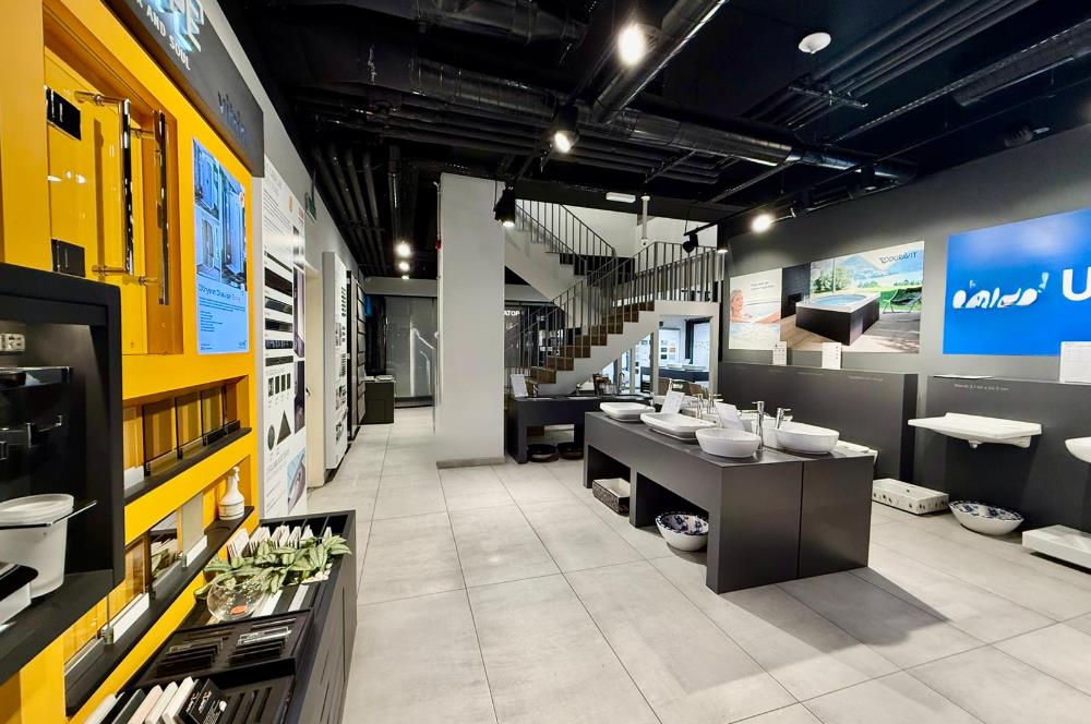 Kağıthane kiralık Dükkan Polat Ofis'de 662m2 Dekorasyonlu Mağaza