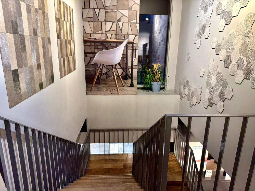 Kağıthane kiralık Dükkan Polat Ofis'de 662m2 Dekorasyonlu Mağaza