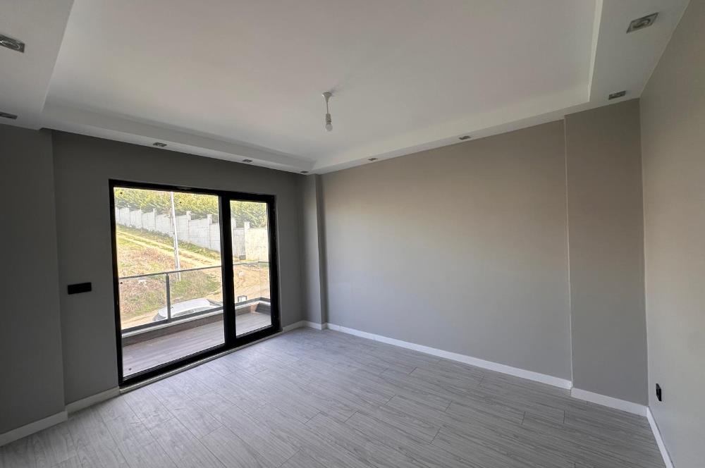 Silivri Selimpaşa Satılık 8+1 Havuzlu Müstakil Villa