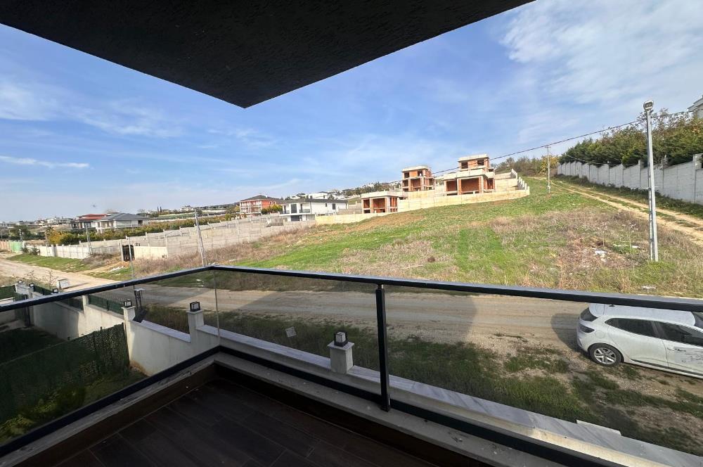 Silivri Selimpaşa Satılık 8+1 Havuzlu Müstakil Villa