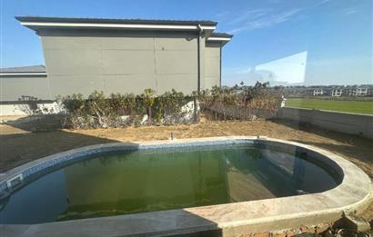 Selimpaşa Satılık 4+1 Müstakil Havuzlu Villa