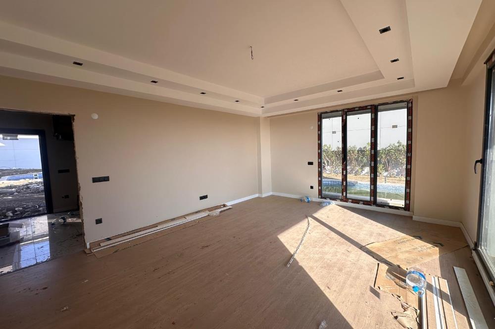 Selimpaşa Satılık 4+1 Müstakil Havuzlu Villa