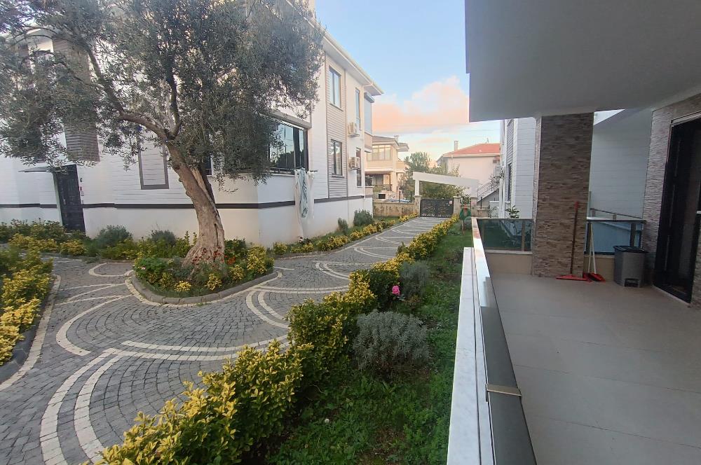 ALTINOLUK DENİZE YÜRÜME MESAFESİ EŞYALI BİR YILLIK KİRALIK DAİRE
