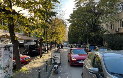 KADIKÖY ZÜHTÜPAŞA'DA YATIRIMLIK FIRSAT DÜKKAN