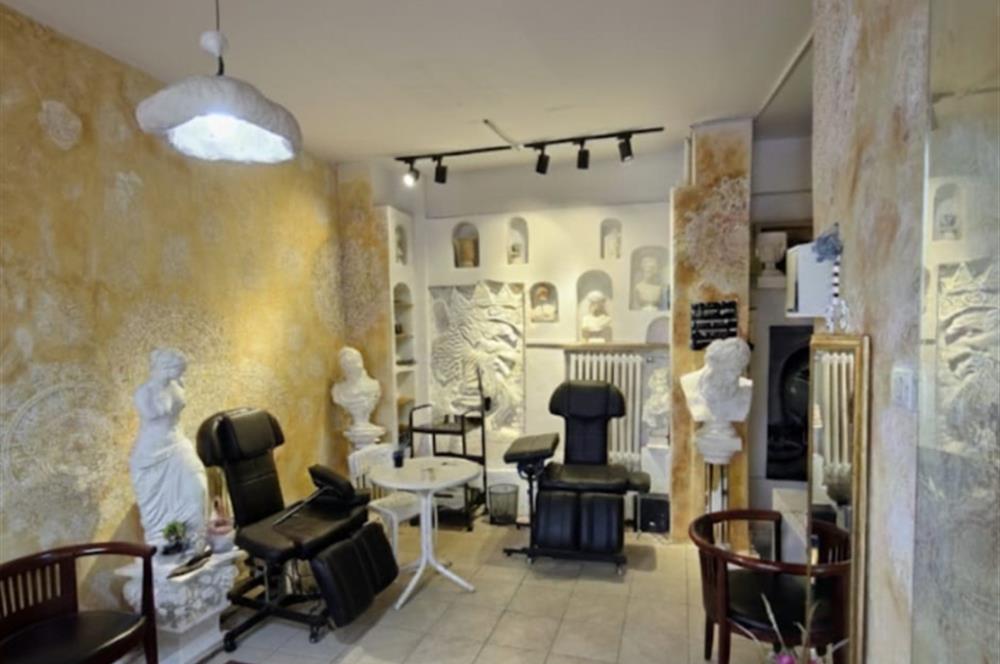 KADIKÖY ZÜHTÜPAŞA'DA YATIRIMLIK FIRSAT DÜKKAN