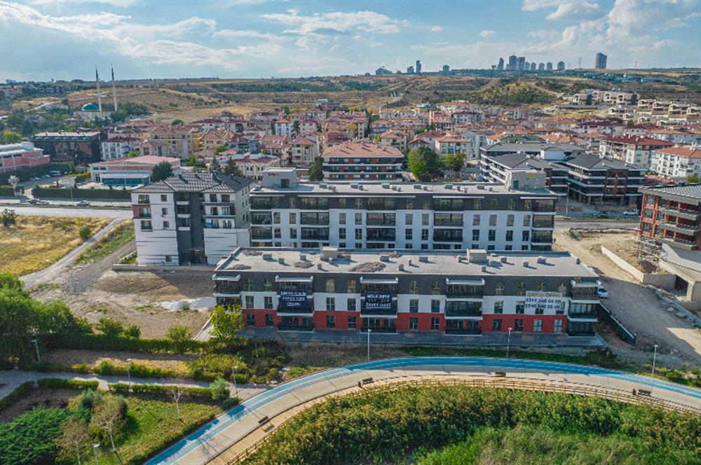 MOGAN GÖLÜ’NE SIFIR KONUMDA 1+1 KİRALIK DAİRE